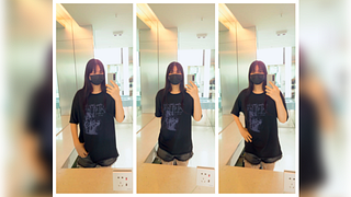 Hot Jeans & T-shirt Transgirl Masturbate In The Public Toilet